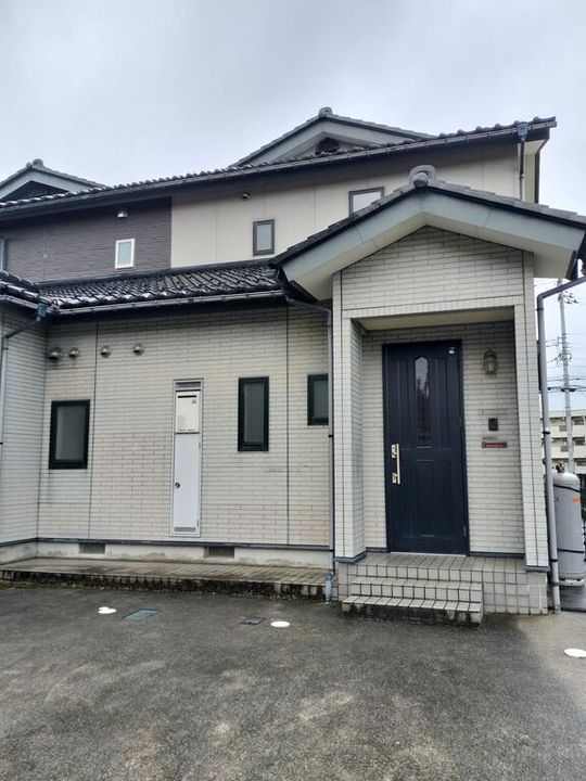 富山県富山市赤田(一戸建)の賃貸物件の外観