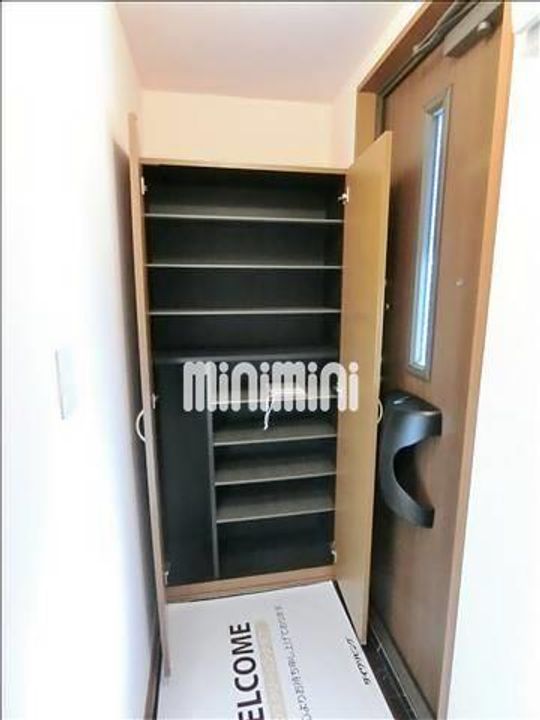 セジュール未来の玄関