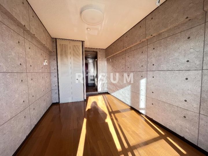 千葉県千葉市稲毛区緑町1(マンション)の賃貸物件の居間