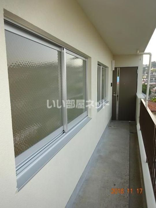 ラ・コンフォート天神の玄関