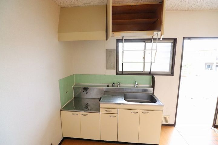 高見ハイツBのキッチン