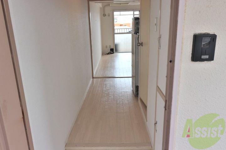 ルーク本山の玄関