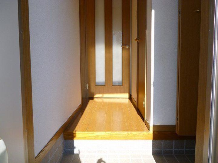 コンフォルターブルIの玄関