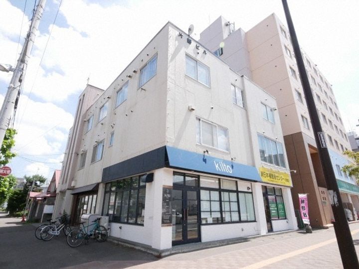片野ビルの外観