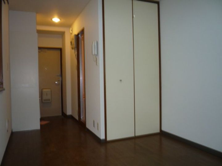 キューブ玉川台の玄関