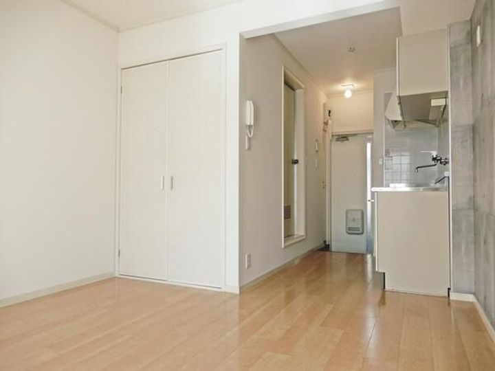 ドルフ深大寺の居間