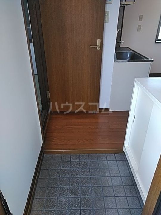 ライフメイト高徳 1番館の玄関