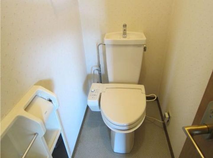 ビラ芳翠 B棟の内装