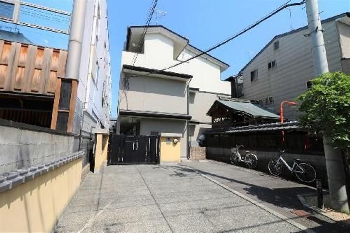 レオパレスプレミエ エトワールの外観