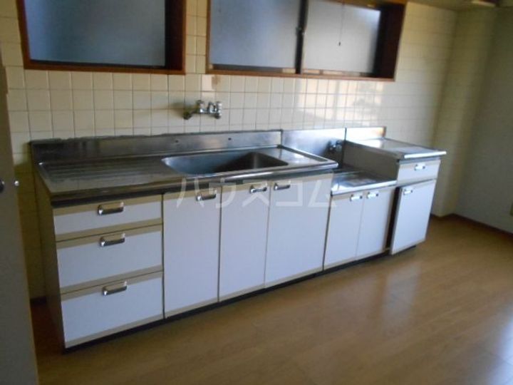 新第1丸福荘の内装