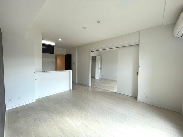 ブランボヌール小倉の居間