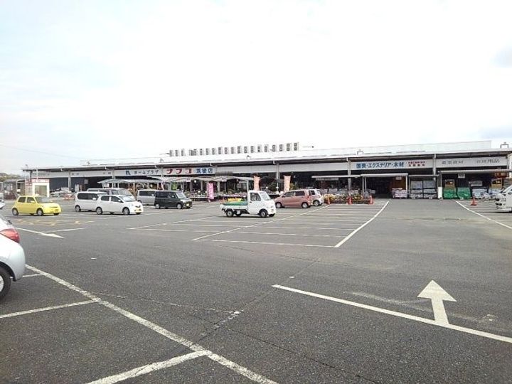 メゾン・アンジュCの周辺