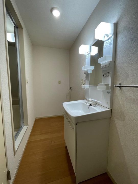 フローラルまなかAの内装