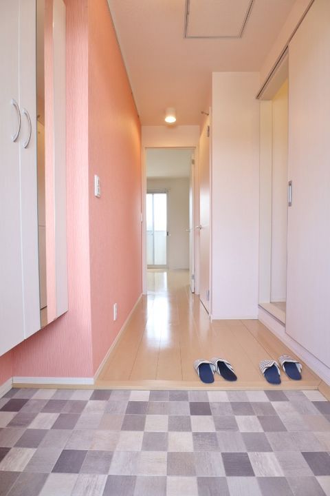 岡山県倉敷市福田町浦田(アパート)の賃貸物件の玄関