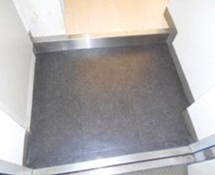 ラ・パルフェ・ド・コロンの玄関