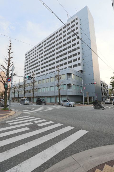 オヌキ新博多ビルの外観