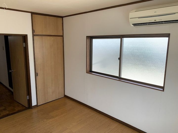 神奈川県高座郡寒川町宮山(アパート)の賃貸物件の居間