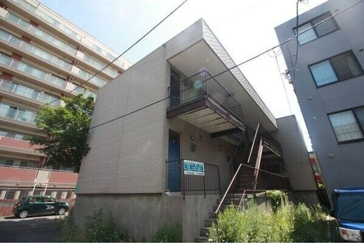 コーポ三浦の地図