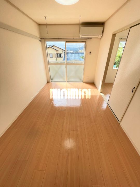 タウンハウス美里Aの居間