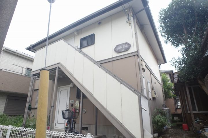 アーバンステージの外観