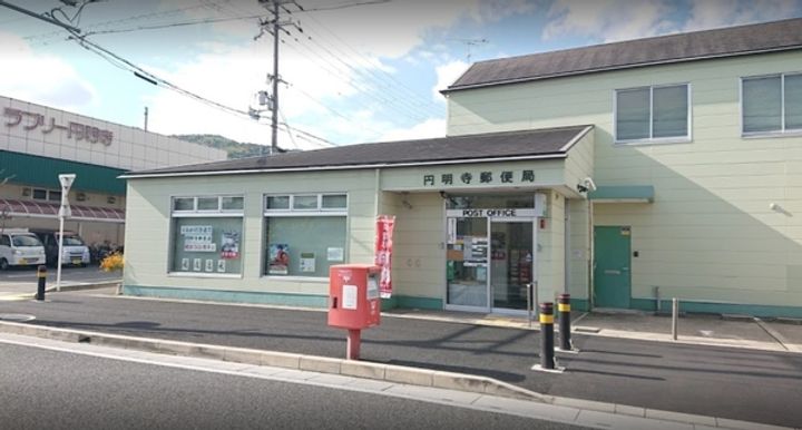 ルーヴル円明寺 2Fの周辺