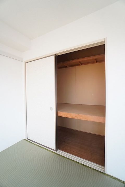 ドミ・クレインの内装