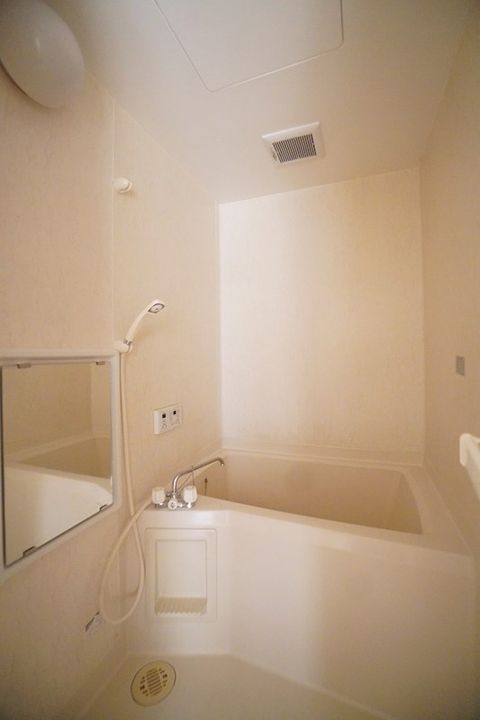 ドミ・クレインの風呂