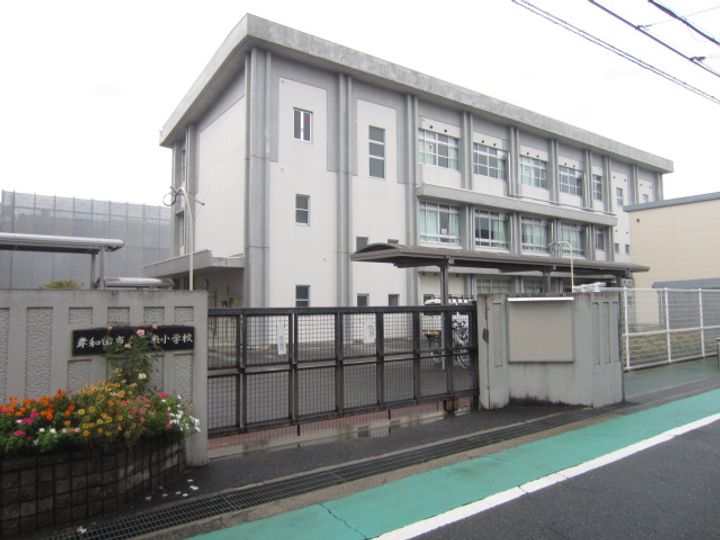 ラ・フェスタ池尻の周辺