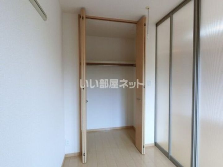 グランソシエ Bの内装