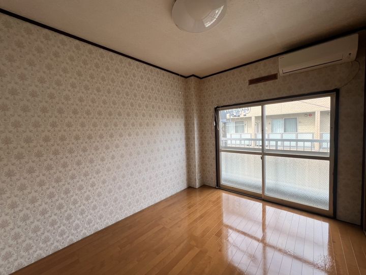 オーベルジュIIの居間