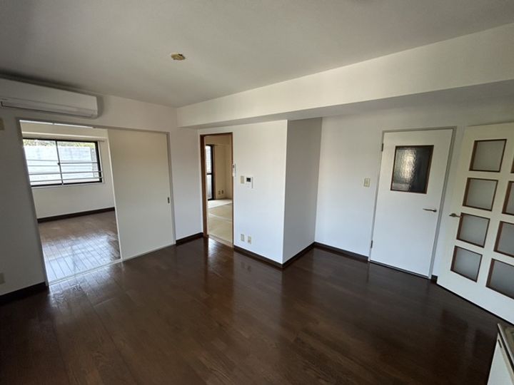 東京都八王子市南大沢1(マンション)の賃貸物件の居間