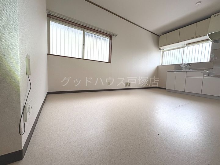 ロイヤルハイツの居間