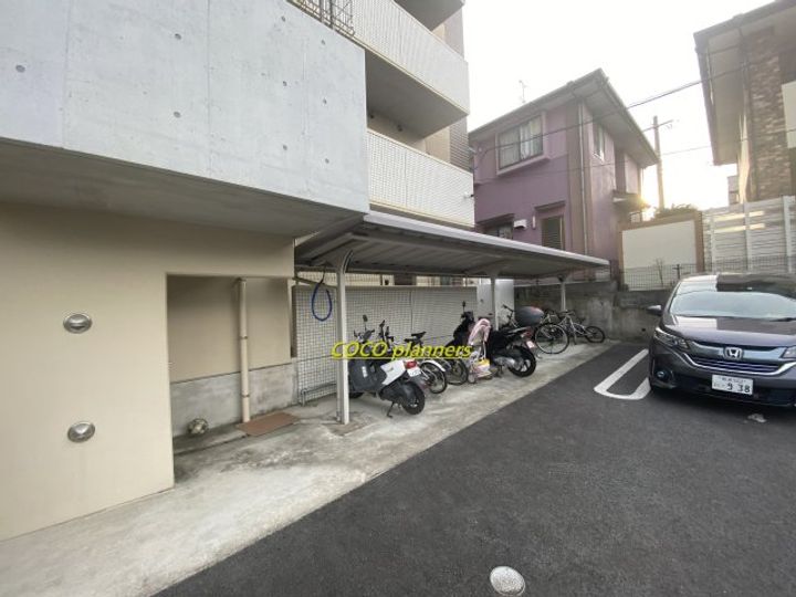 メゾンシャリテIIIの地図