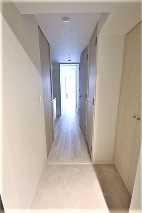 プランドール北浜の玄関