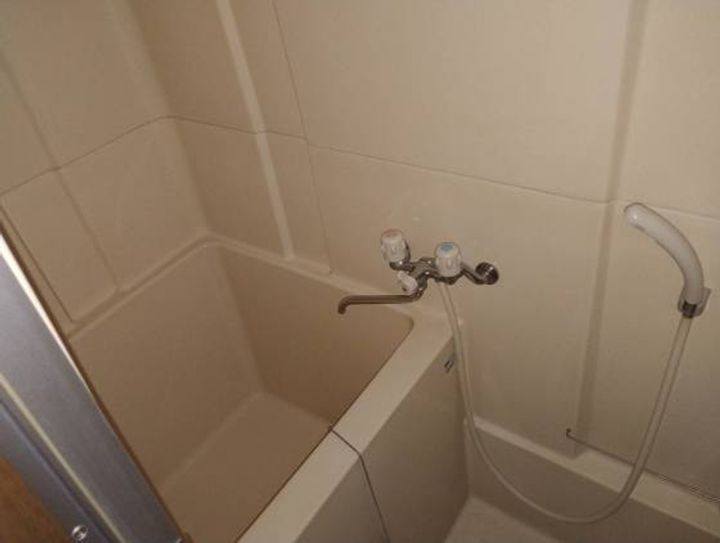 イル・ソーレ中野東駅前の風呂