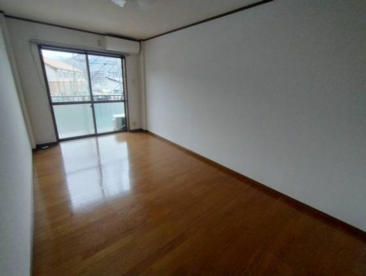 イル・ソーレ中野東駅前の居間