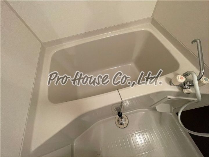 リブリ・シンシア平松の風呂