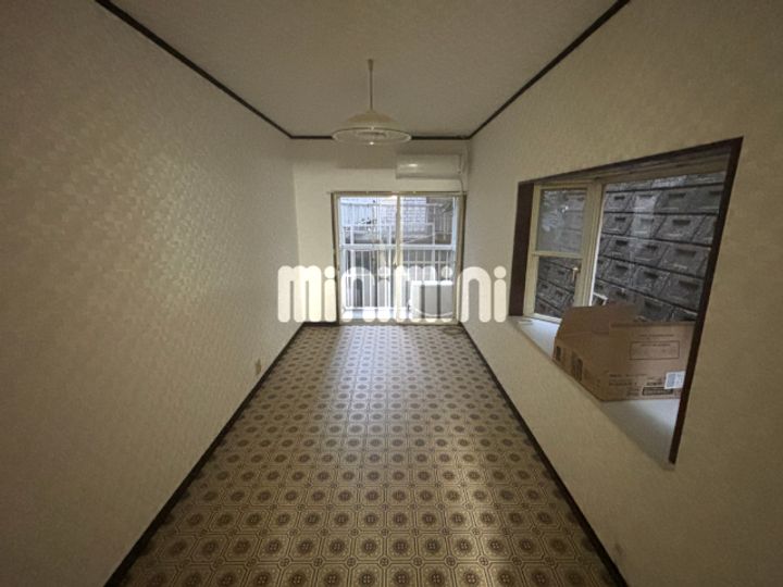 ラミーハイツの居間