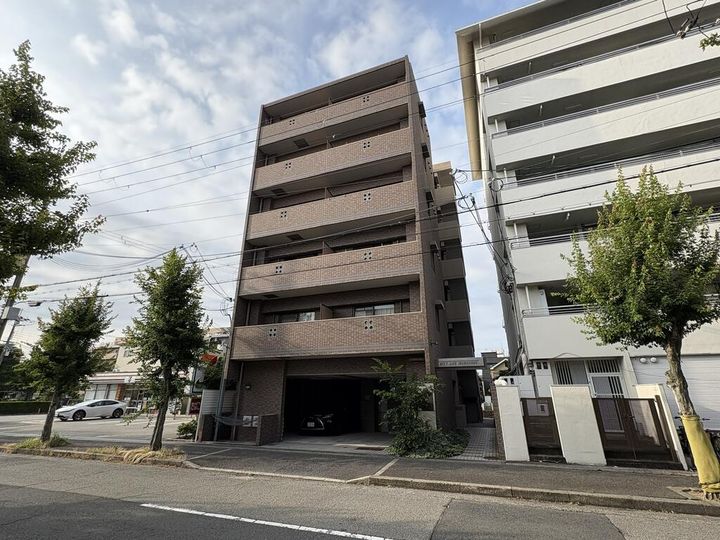 エスティライフ武庫之荘の外観