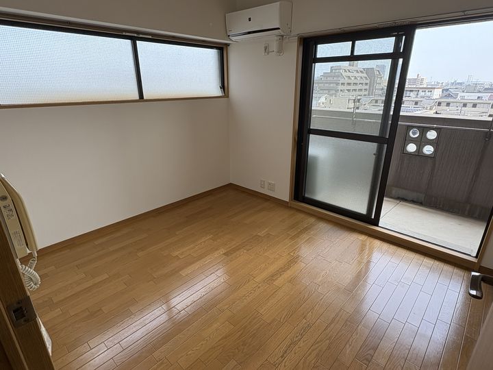 エスティライフ武庫之荘の居間