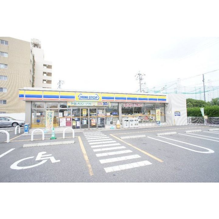 三重県津市豊が丘4(一戸建)の賃貸物件の周辺