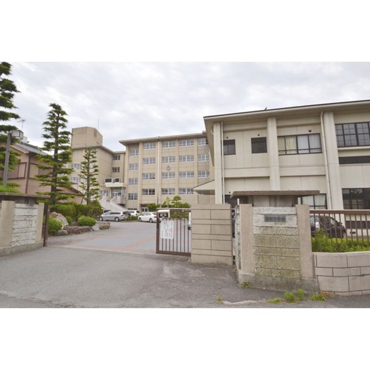 URアーバンラフレ稲沢の周辺