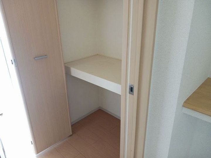 三重県鈴鹿市南若松町(アパート)の賃貸物件の内装