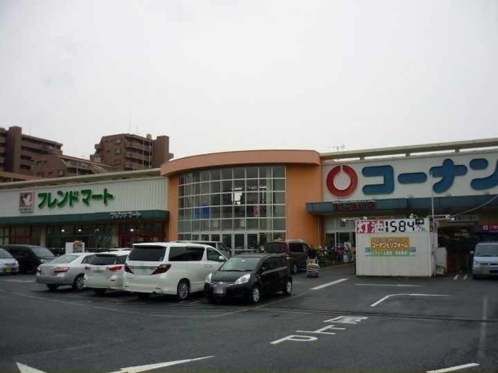 クオーレ IIの周辺