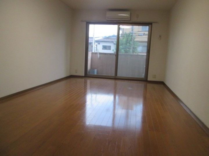 神奈川県川崎市中原区下小田中3(マンション)の賃貸物件の居間