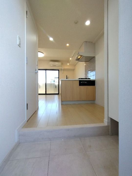 東京都世田谷区船橋2(マンション)の賃貸物件の玄関