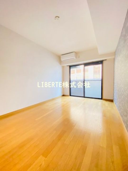 福岡県福岡市博多区下呉服町(マンション)の賃貸物件の居間