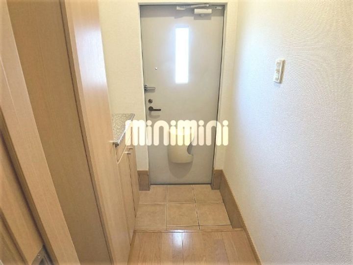 エテルノ・リブラCの玄関