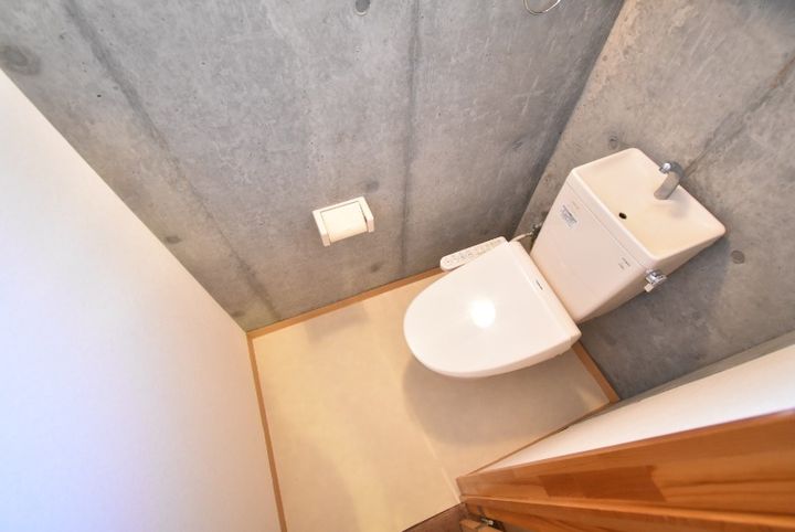 ネオブレスの内装