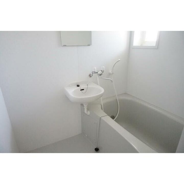 神奈川県藤沢市本鵠沼1(アパート)の賃貸物件の風呂